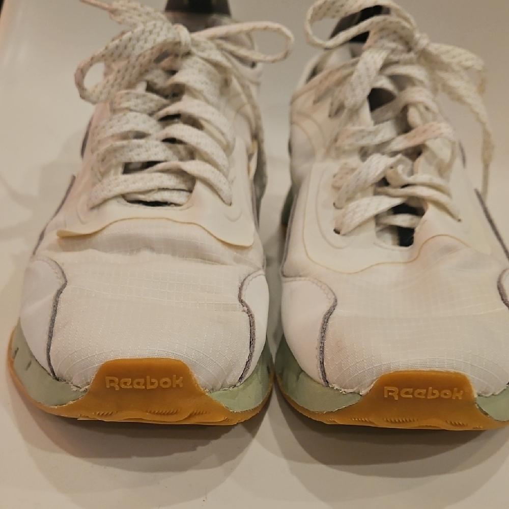 Reebok Zig Dynamica 4 White and Green Sneakers